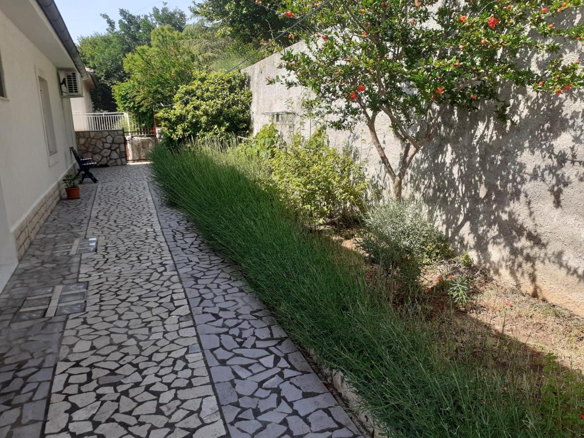 Dada Apartment Senj  Luaran gambar