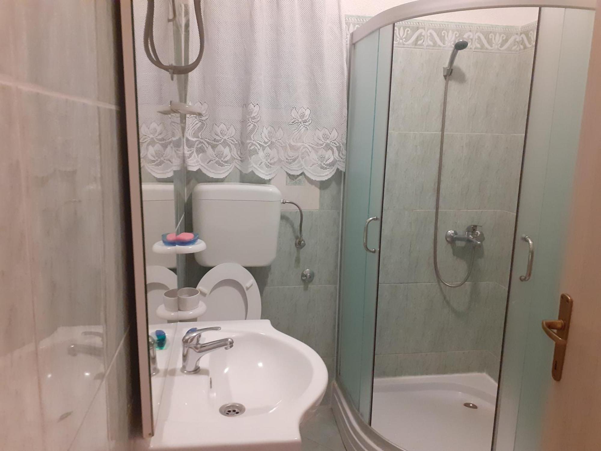 Dada Apartment Senj  Bilik gambar